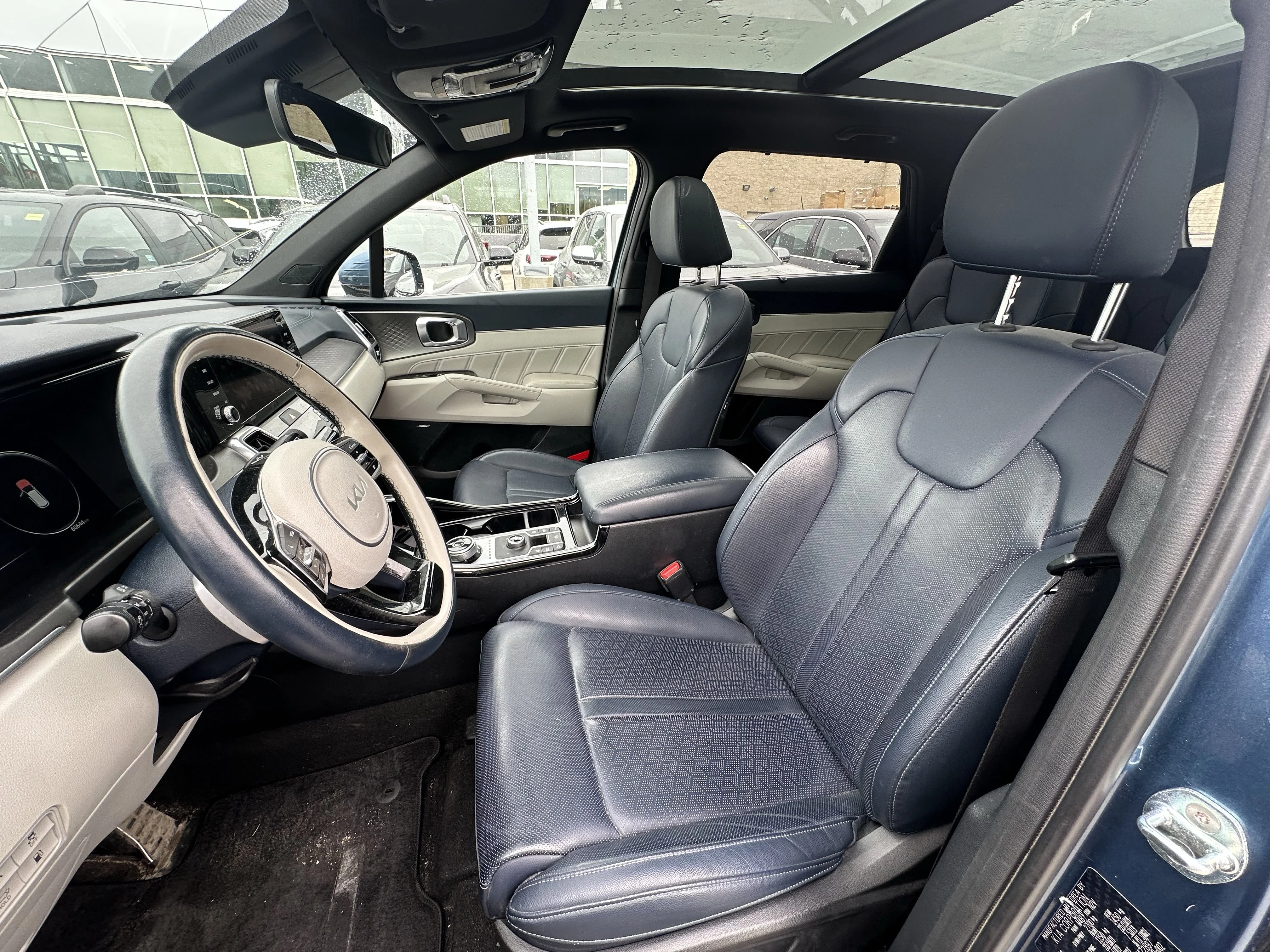 Certified Used 2023  Kia SX image 8