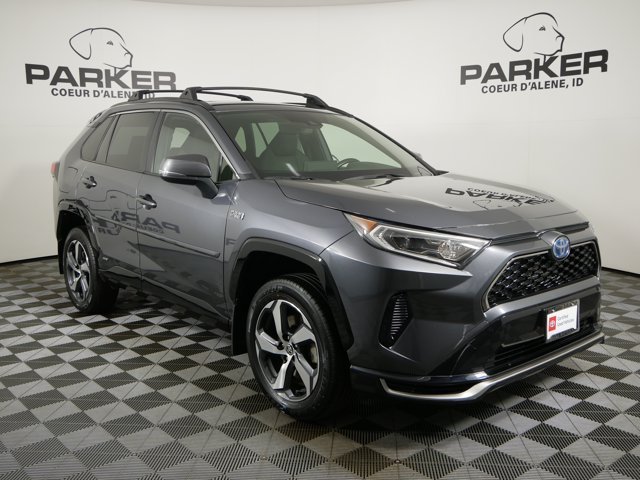 Certified Used 2021 Magnetic Gray Metallic Toyota SE image 4