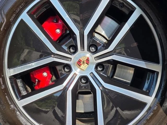 2025 Porsche Cayenne S E-Hybrid - Photo 19
