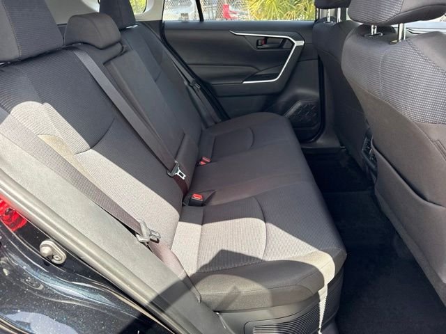 2025 Toyota RAV4 LE - Photo 19