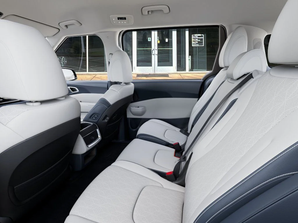 New 2026 Ivory Silver Kia EX image 18