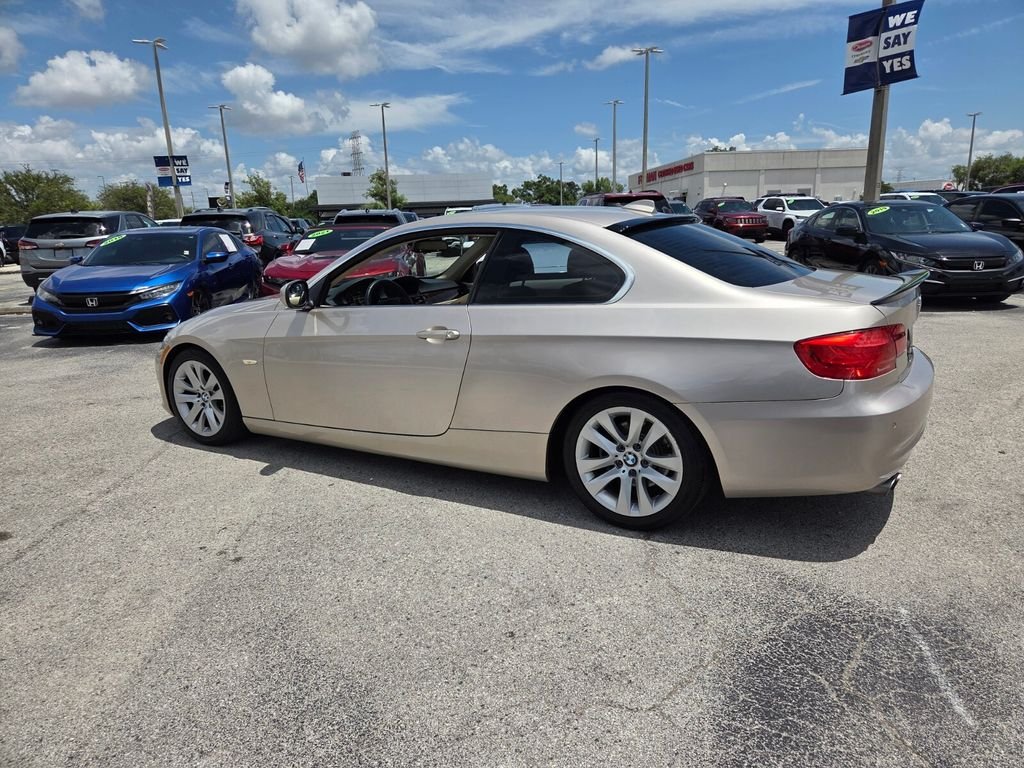 Used 2013 Silver BMW 328i image 9