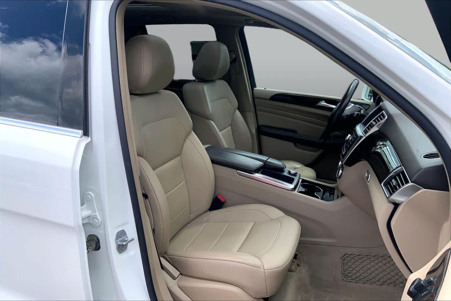 Used 2015 Polar White Mercedes-Benz ML 350 image 8