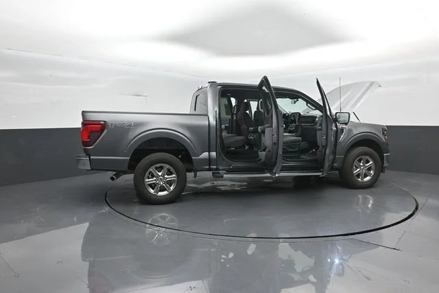 Used 2024 Gray Ford XLT image 20