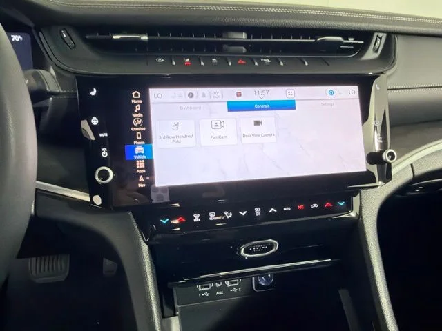 New 2026 White/off-white Jeep Limited image 20