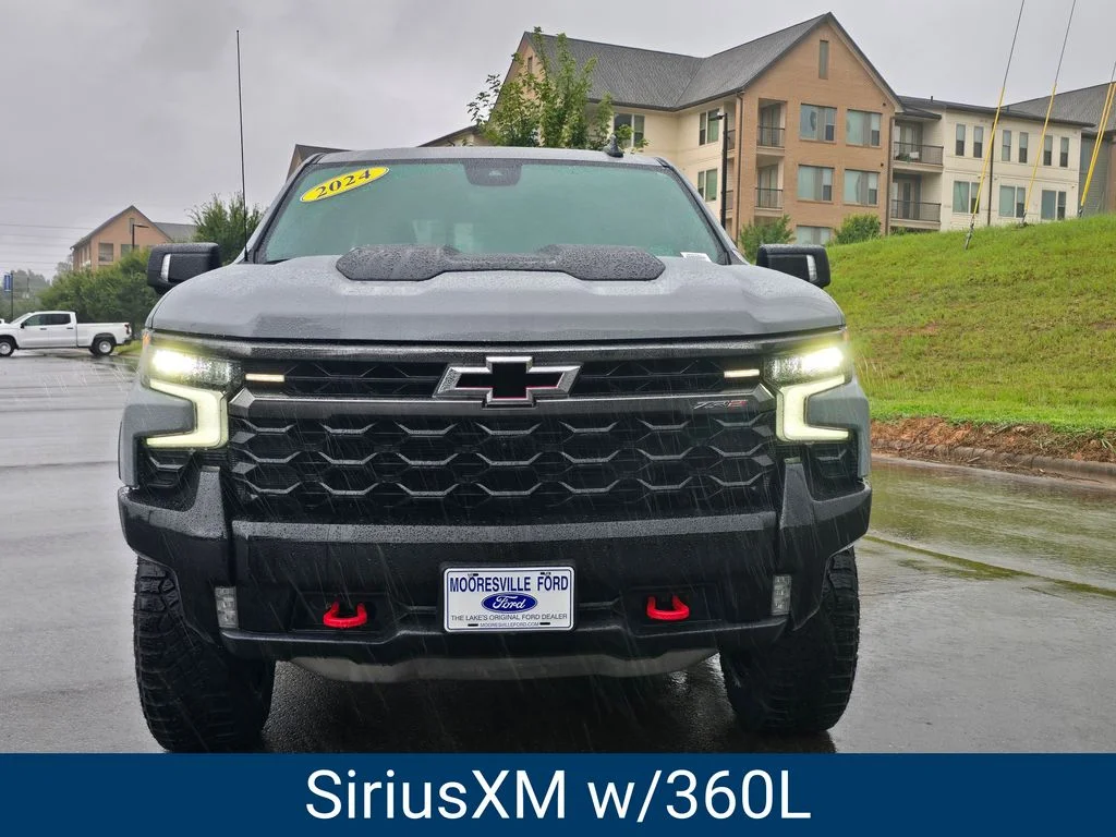 Used 2024 Gray Chevrolet ZR2 image 6