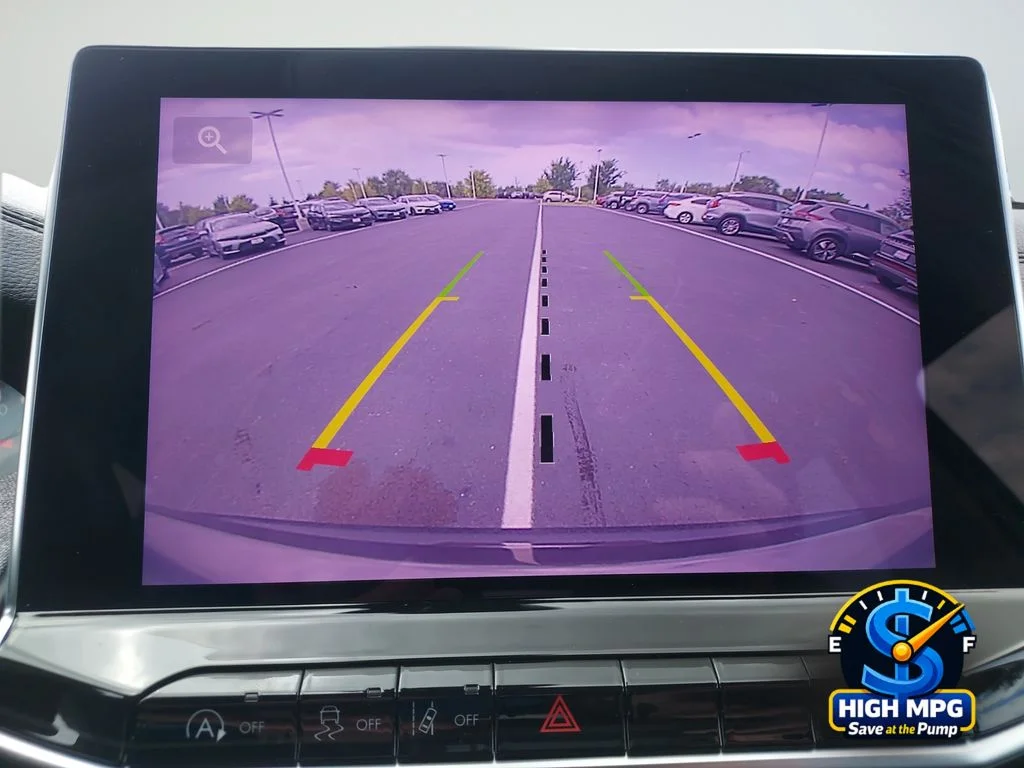 Used 2022 Gray Jeep Latitude Lux image 9