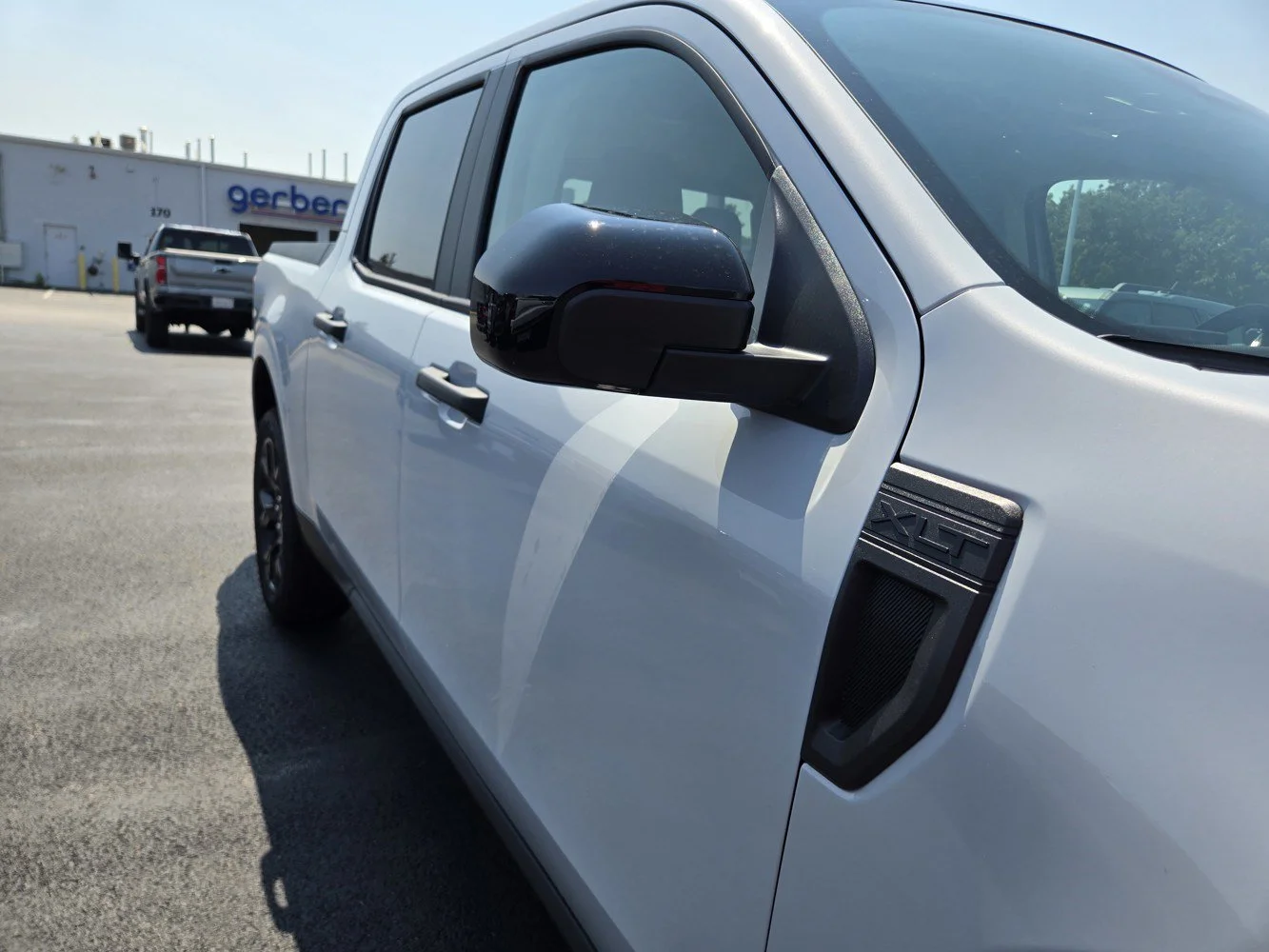 New 2026 Space White Metallic Ford XLT image 26