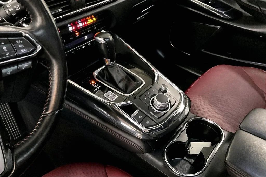 Used 2023 Gray Mazda Carbon Edition image 17