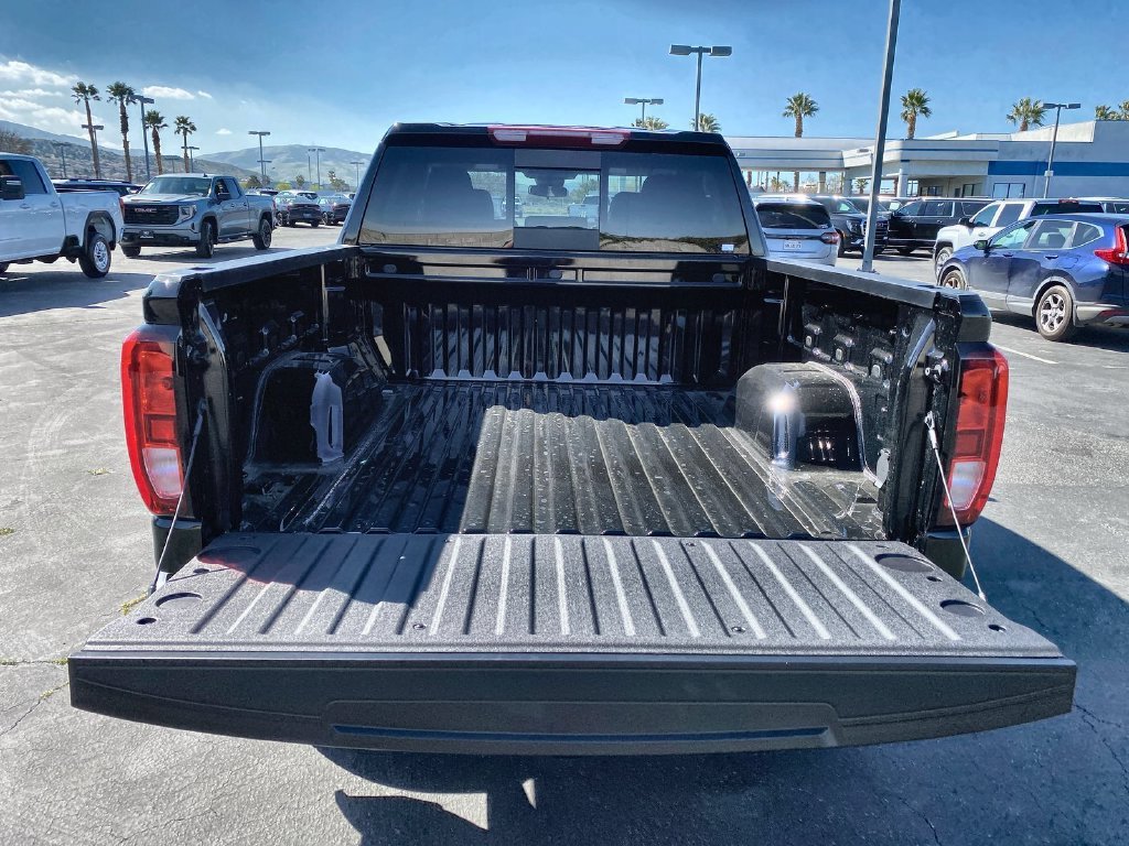 2026 GMC Sierra 1500 SLE - Photo 37