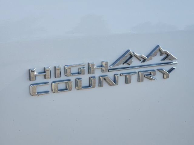 2022 Chevrolet Traverse High Country - Photo 12
