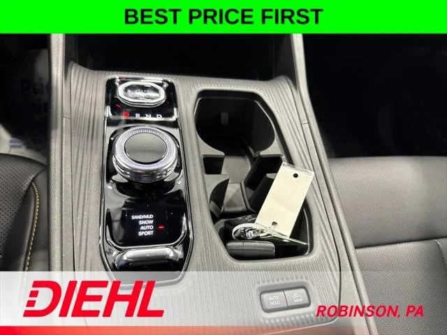 New 2026 Diamond Black Crystal Pearl-Coat Exterior Paint Jeep 85th Anniversary image 34