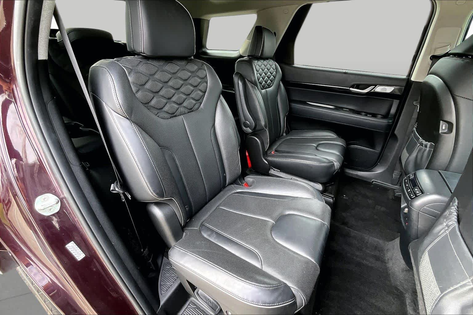 Used 2021 Sierra Burgundy Hyundai Limited image 30