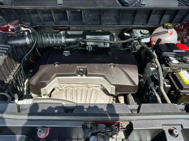 Used 2019 Red GMC SLE-1 image 12