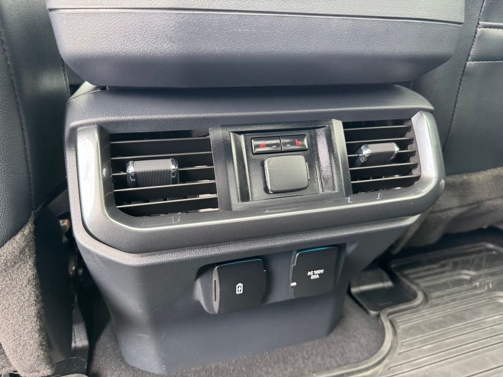 Used 2023 Red Ford Lariat image 25