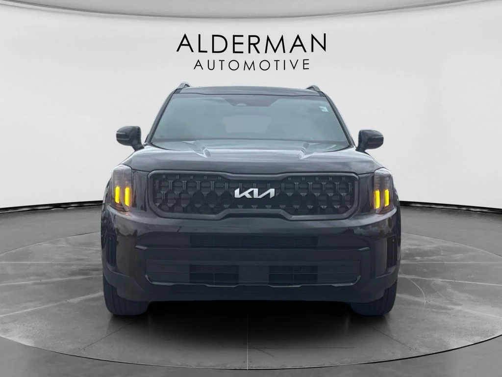 Used 2024 Black Kia EX X-Line image 8