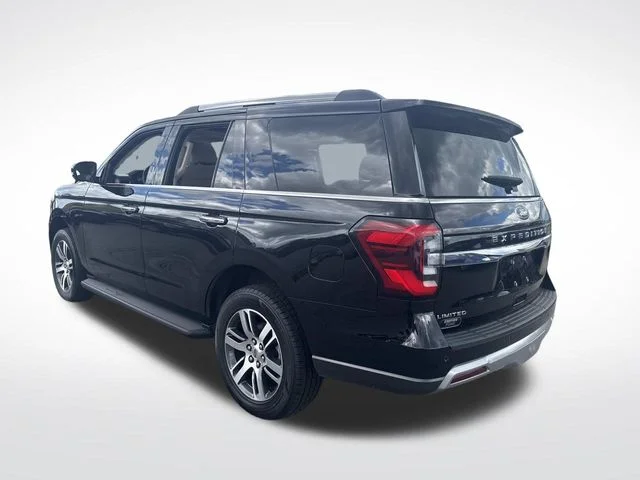 Used 2024 Black Ford Limited image 3