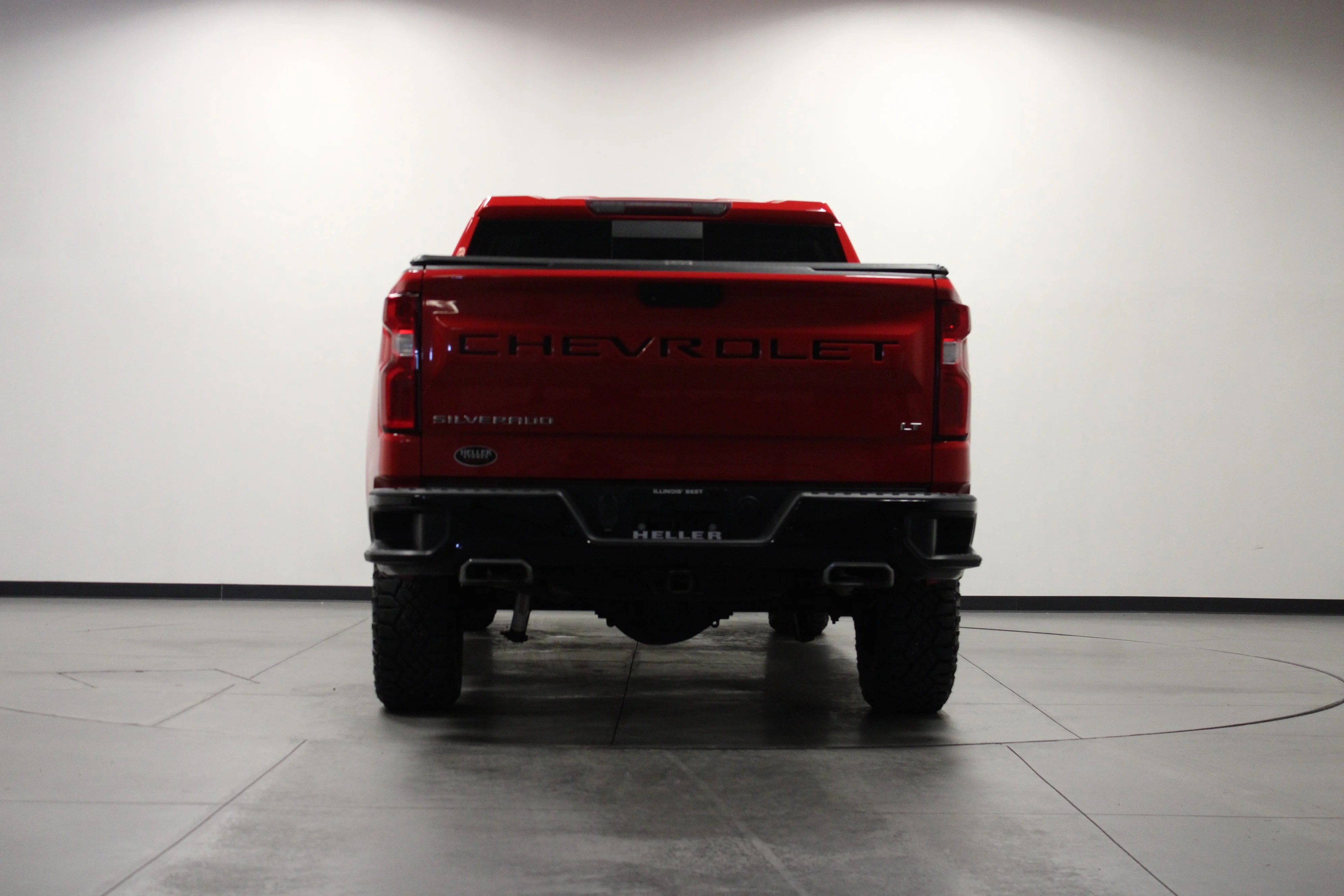 Used 2021 RED HOT Chevrolet LT Trail Boss image 5