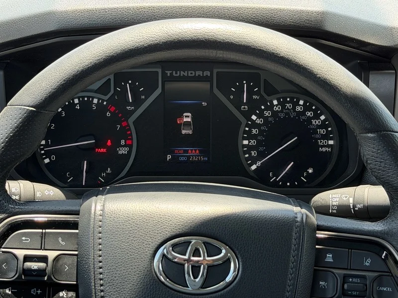 Used 2023 Green Toyota SR5 image 9