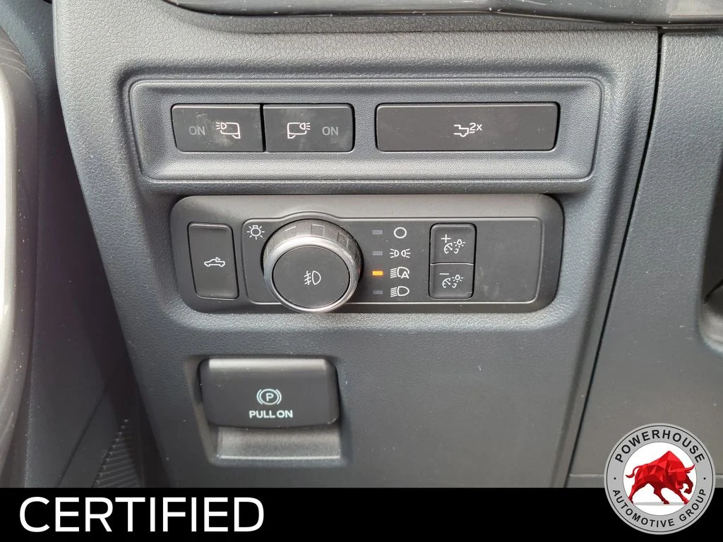 Used 2022 Silver Ford XLT image 27