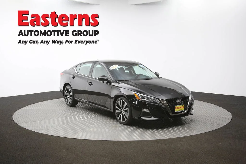 Used 2022 Black Nissan 2.5 SR image 46