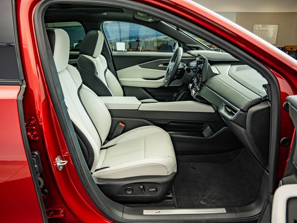 Used 2024 Red Acura  image 37