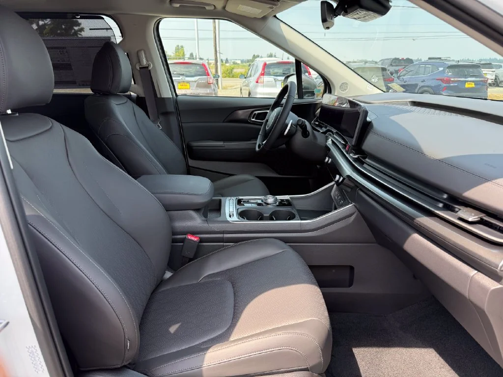 New 2026 Snow White Pearl Kia SX image 12