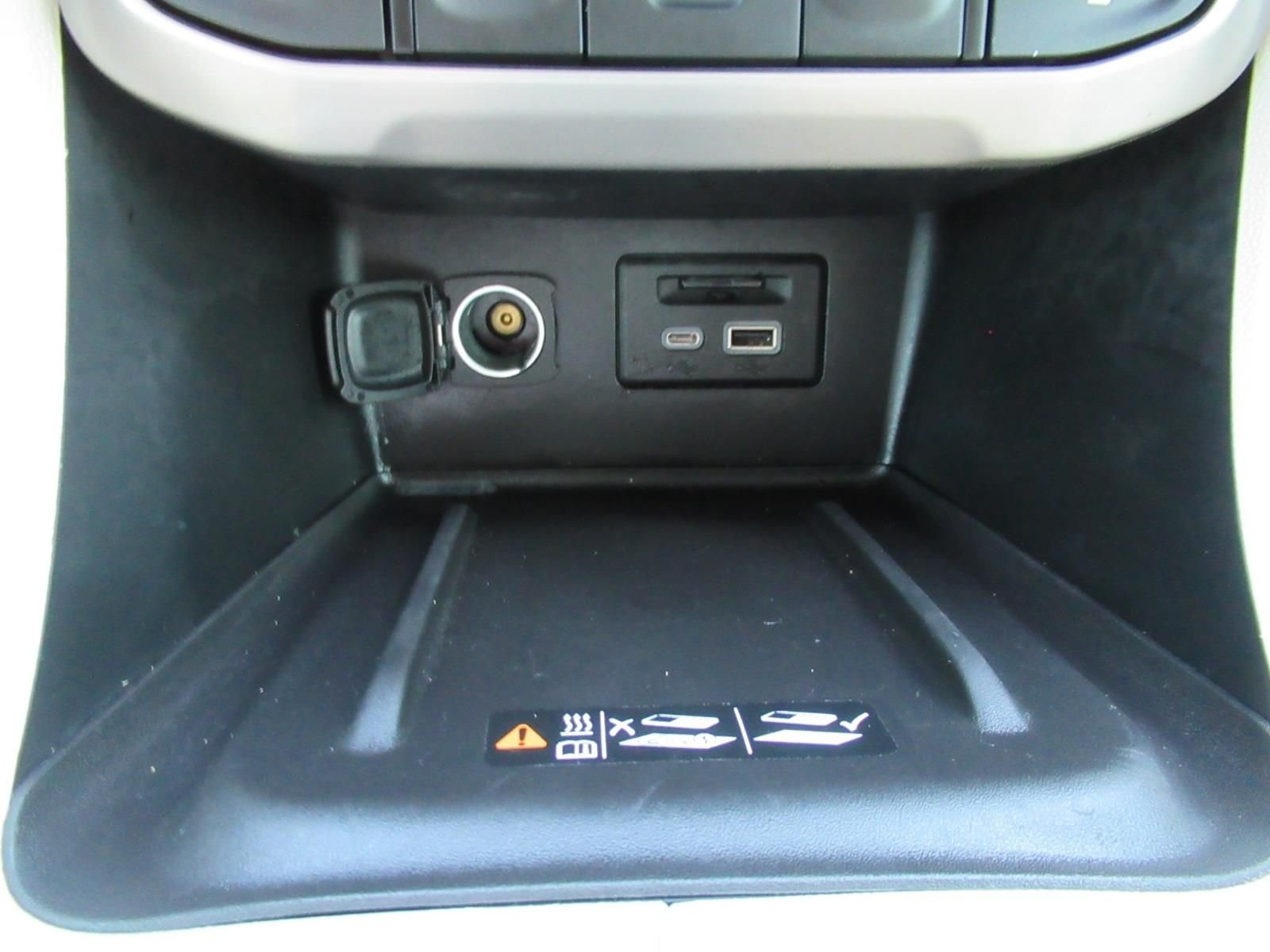 Used 2021 Gray GMC Denali image 29