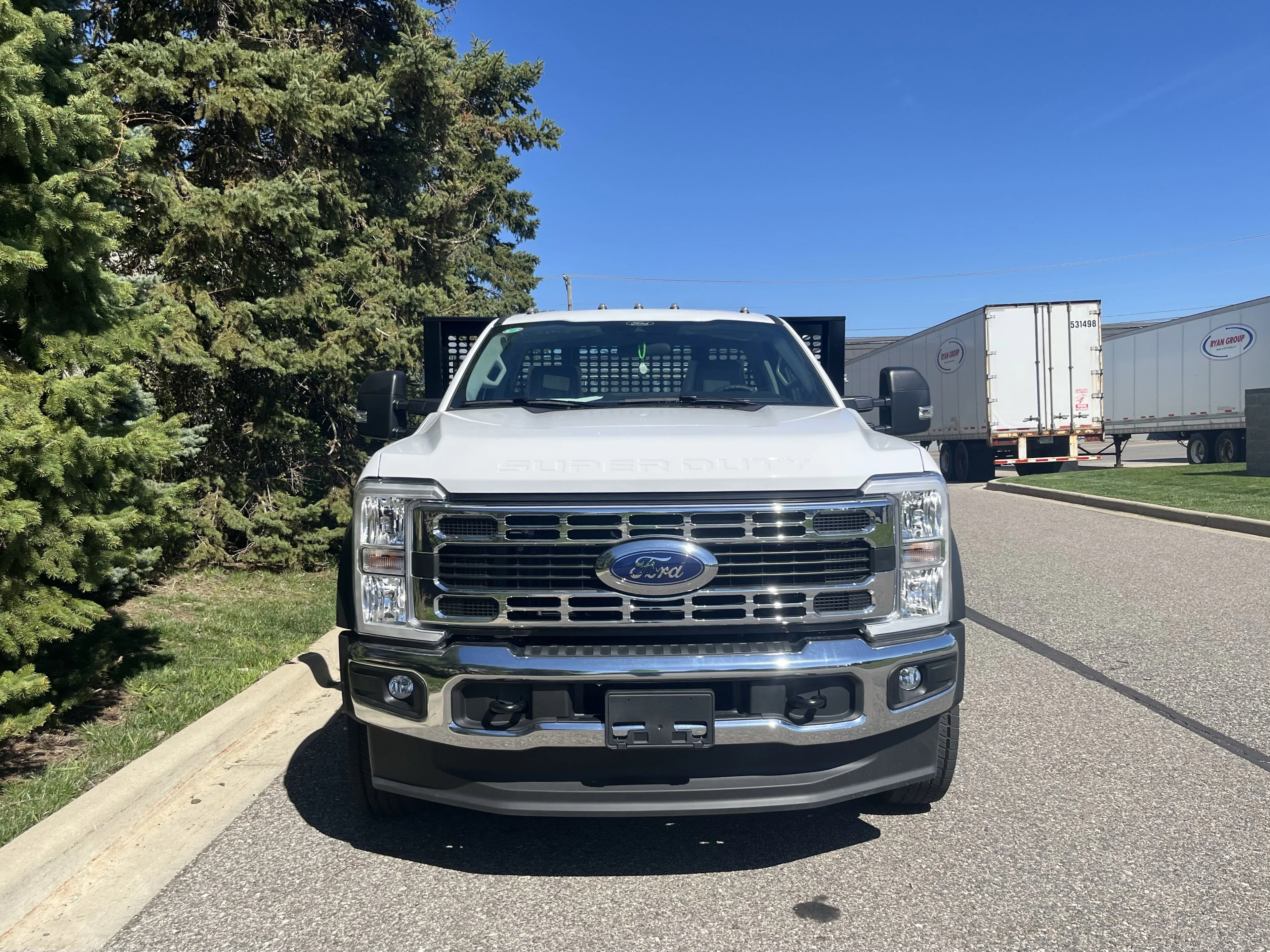 2025 Ford F-550 Super Duty Chassis Cab XL - Photo 8