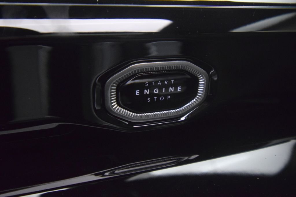 New 2026 Silver Zynith Exterior Paint Jeep Summit image 26