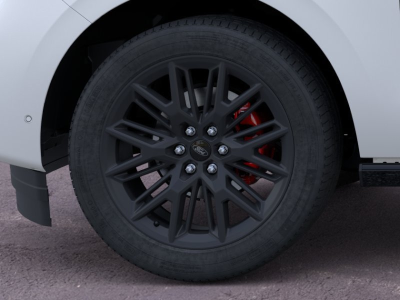 New 2025 Star White Metallic Tri-Coat Ford Platinum® MAX image 19