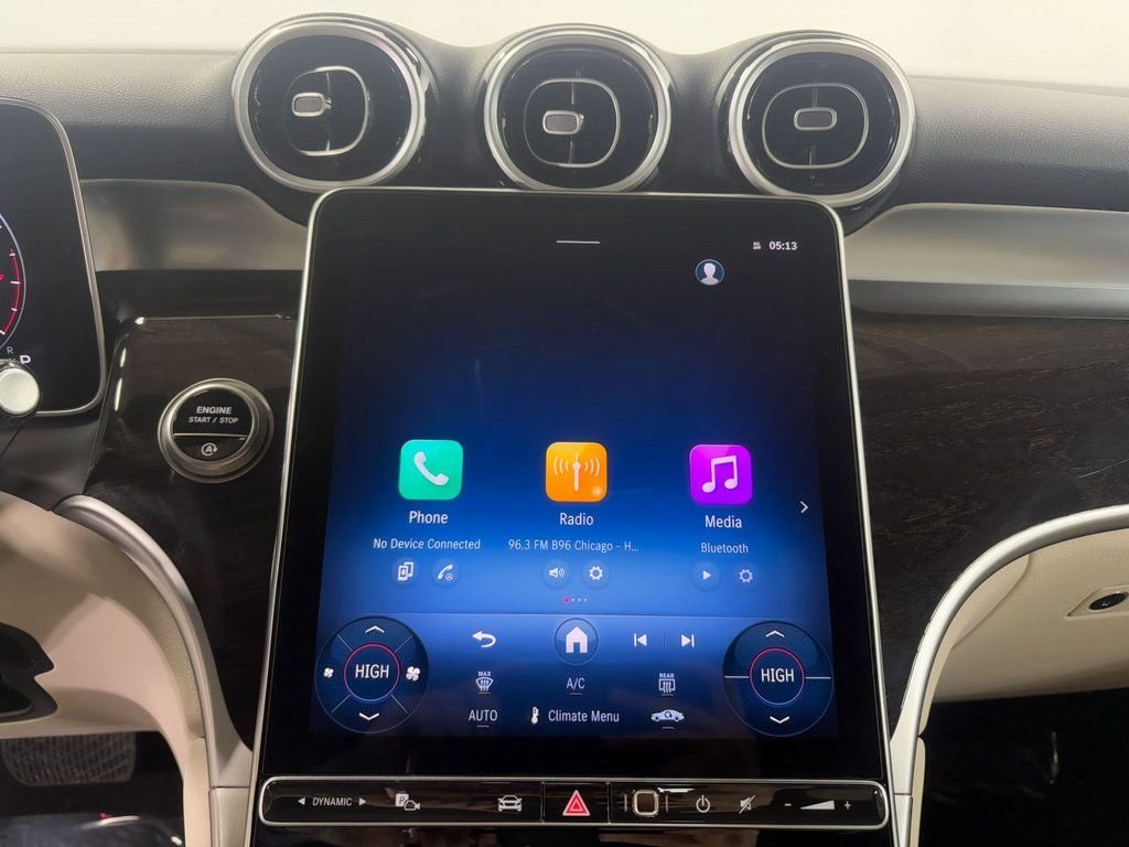 2025 Mercedes-Benz GLC Base - Photo 17