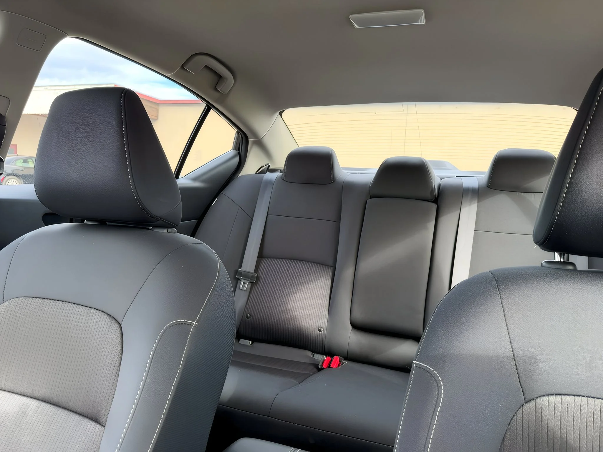 2025 Nissan Altima SV - Photo 24