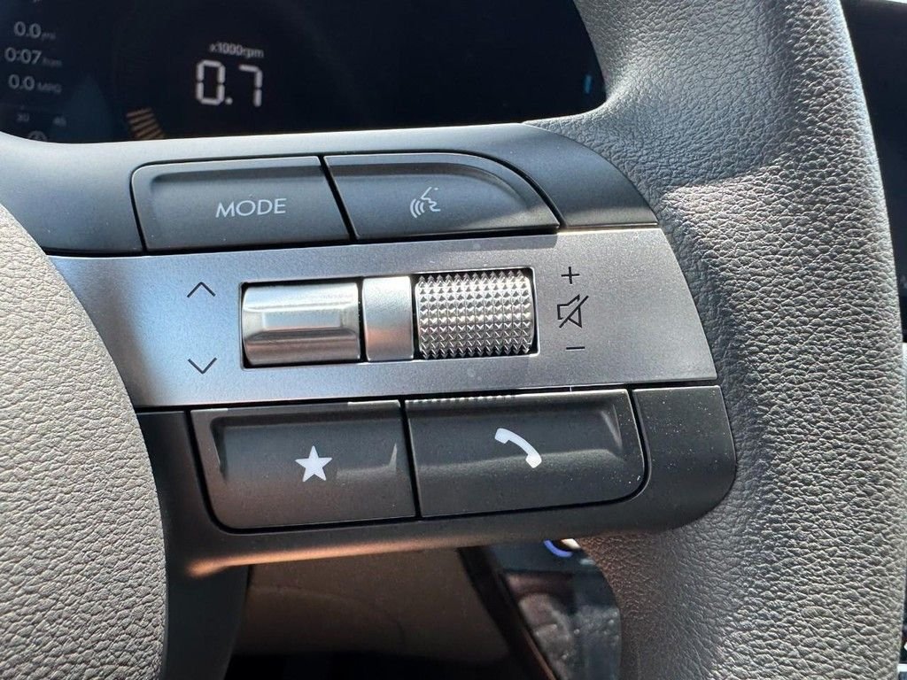 2025 Hyundai Sonata SE - Photo 17