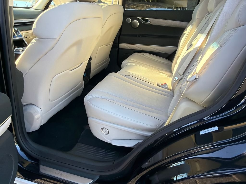 New 2026 Black Genesis 2.5T Prestige image 21