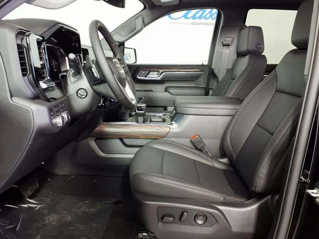 New 2026 Onyx Black GMC SLT image 8
