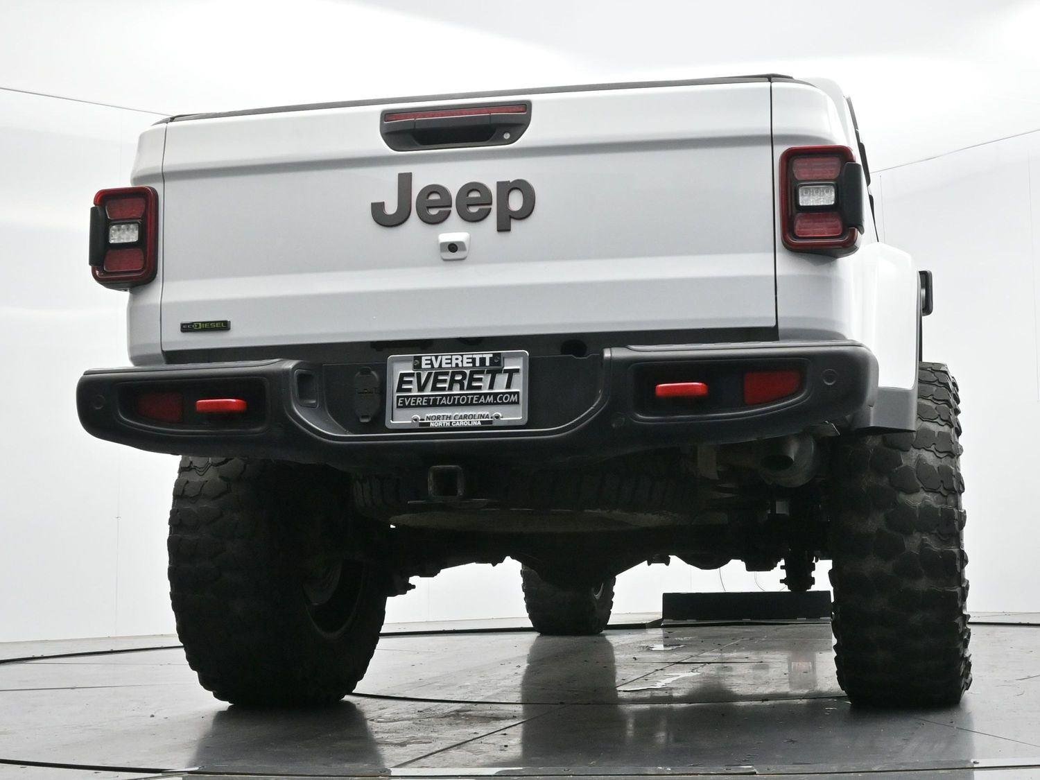 Used 2021 Bright White Clearcoat Jeep Rubicon image 50