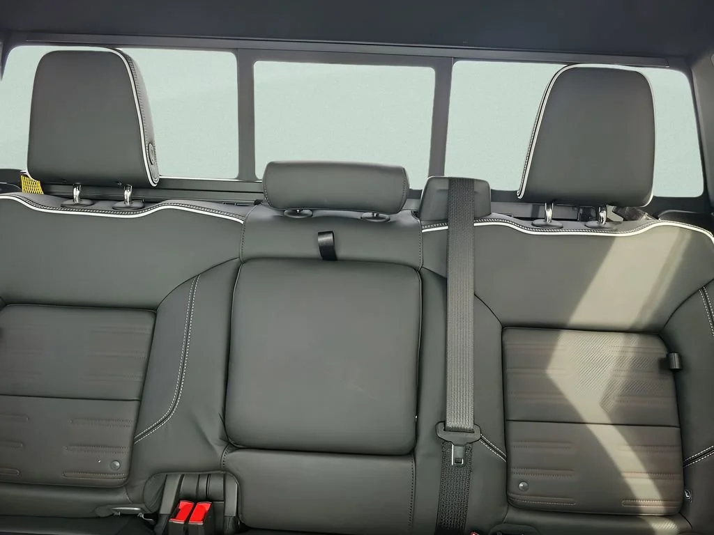 New 2026 Sterling Metallic GMC AT4X image 13