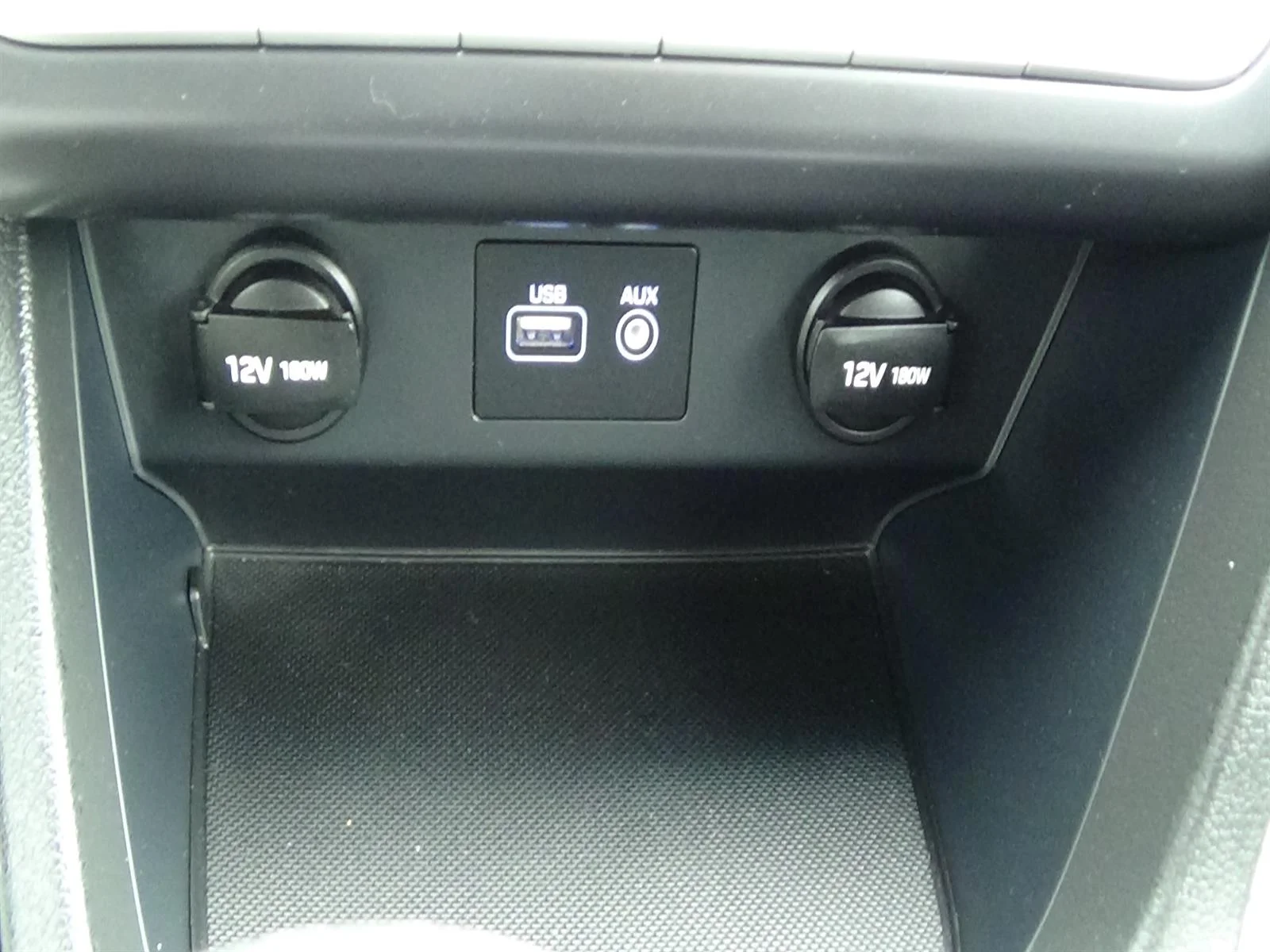 Used 2018 Machine Gray (2c) Hyundai Eco image 29