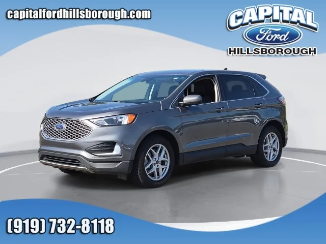 Used 2024 Gray Ford SEL image 1