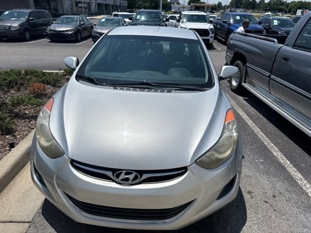 Used 2011 Silver Hyundai GLS image 2