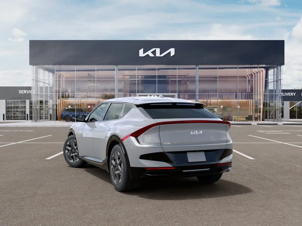 New 2026 Wolf Gray Kia LIGHT image 3