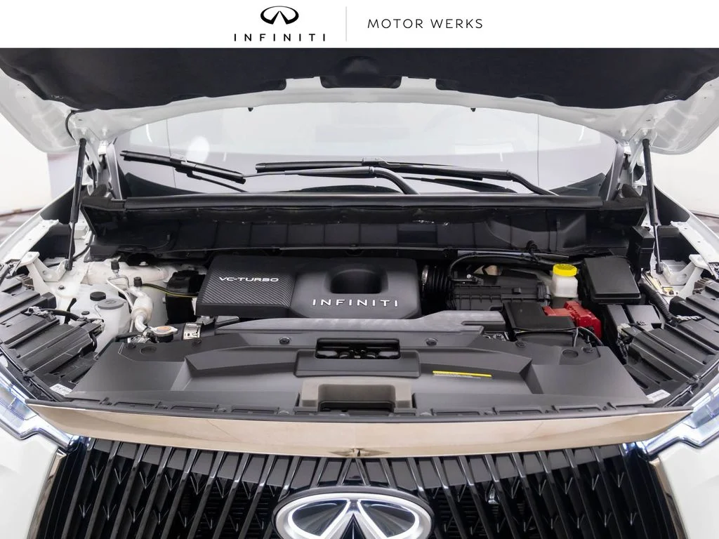 New 2027 2T RAD WHT INFINITI Autograph AWD image 29
