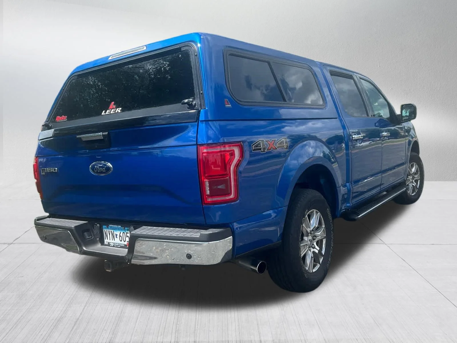 Used 2016 Blue Flame Metallic Ford XLT image 6