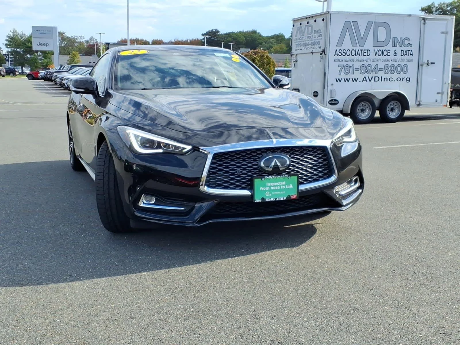 Used 2022 Black Obsidian INFINITI LUXE image 4