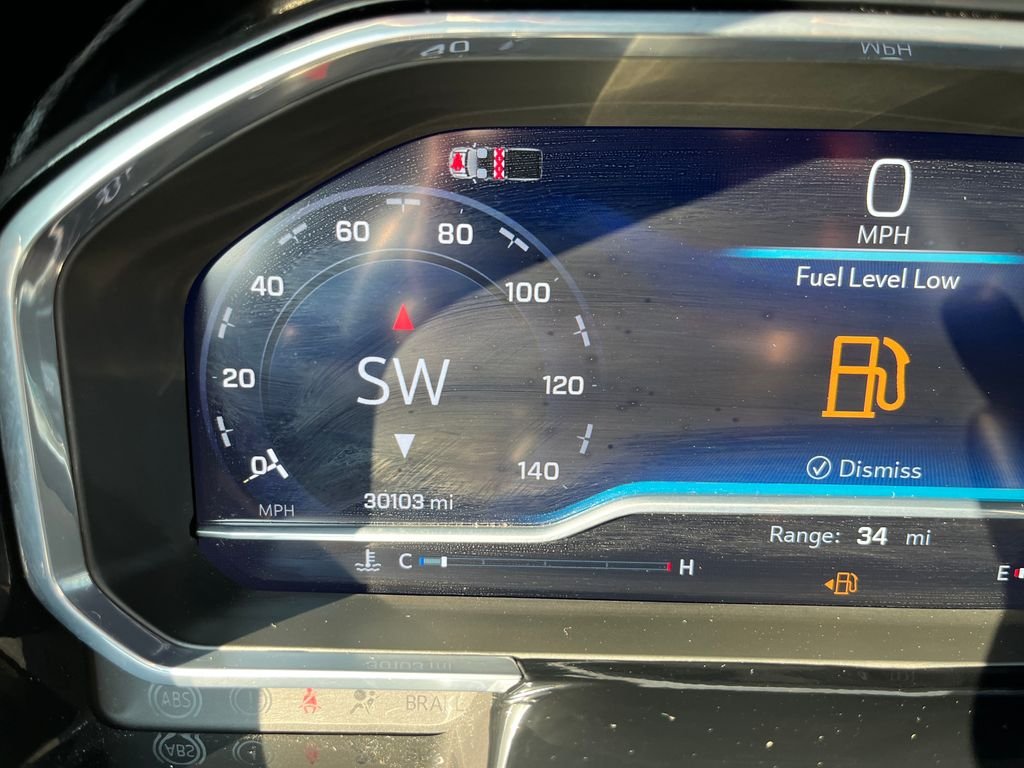 Used 2024 White Chevrolet LT image 17