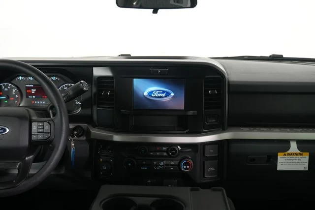 New 2026 Oxford White Ford F-350® XLT image 30