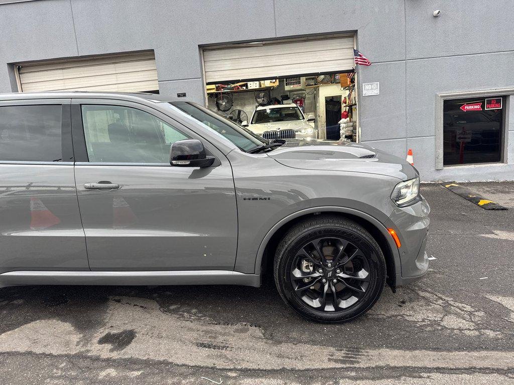 Used 2022 Destroyer Gray Clearcoat Dodge R/T AWD image 9