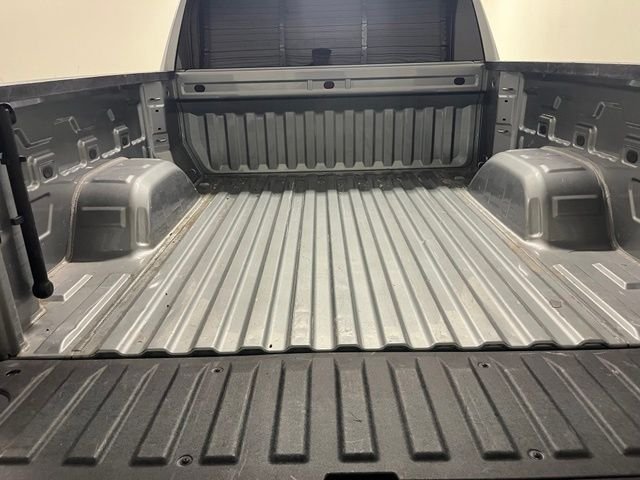 Used 2025 Gray Chevrolet Custom image 27