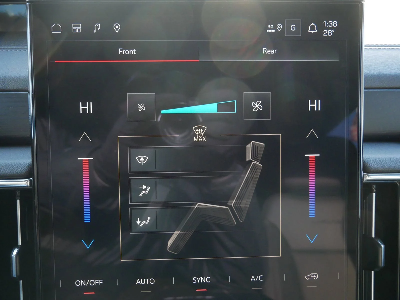 2026 GMC Yukon XL Denali - Photo 11